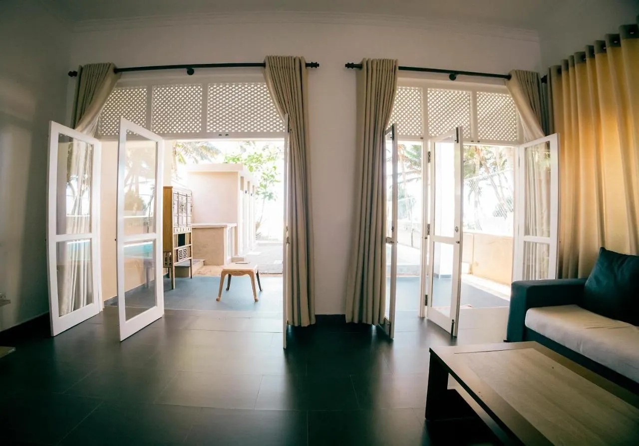 Pensionat Lankahuts Villa Negombo